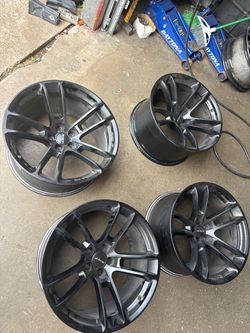 Widebody hellcat rims