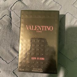 Valentino Cologne 