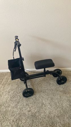 Knee Scooter New With Locking Brakes