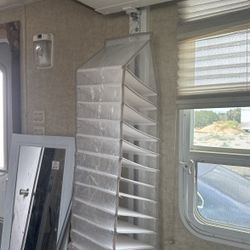 Closet Organizer 