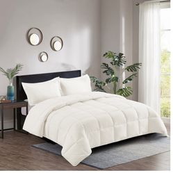 HIG Light Weight Down Alternative Comforter, Twin, Ivory, Reversible