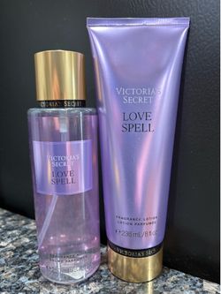 NEW VICTORIAS SECRET PINK LOVE SPELL FINE FRAGRANCE MIST AND LOTION SET $15!