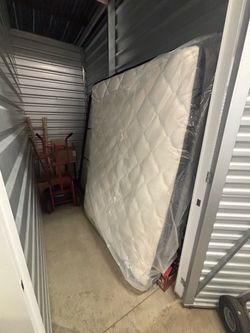 Queen mattress