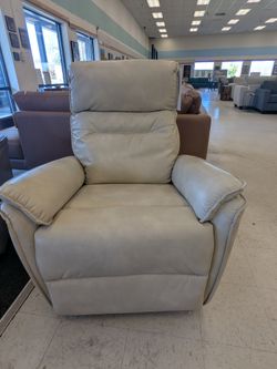 Wyatt Electric Swivel Ivory Recliner*