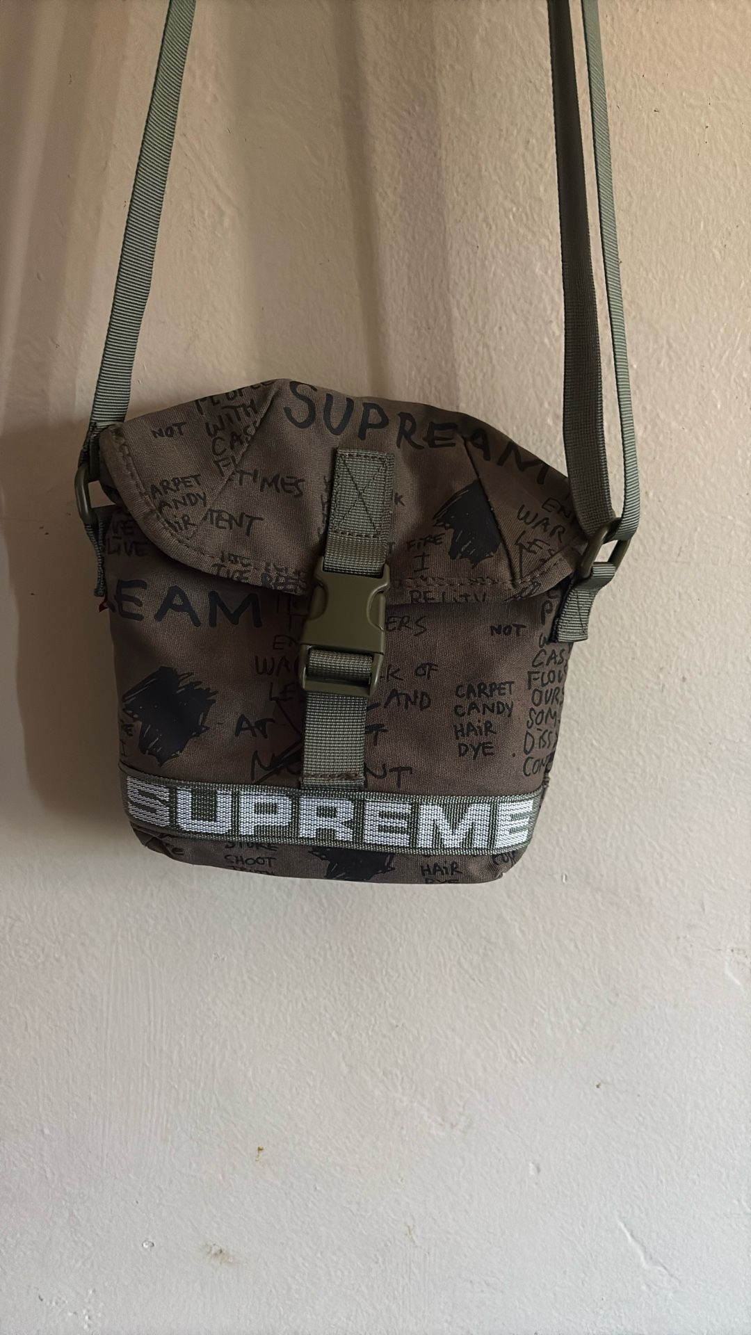 Supreme Sidebag