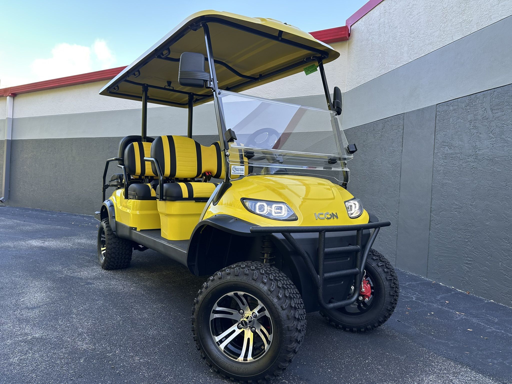 NEW Icon I60L LITHIUM Golf Cart 