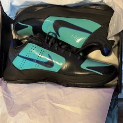 Kobe 5 EYBL academy PE Size 11