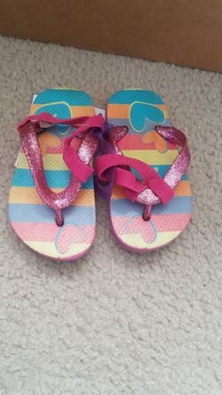 Toddler slippers size 6to7