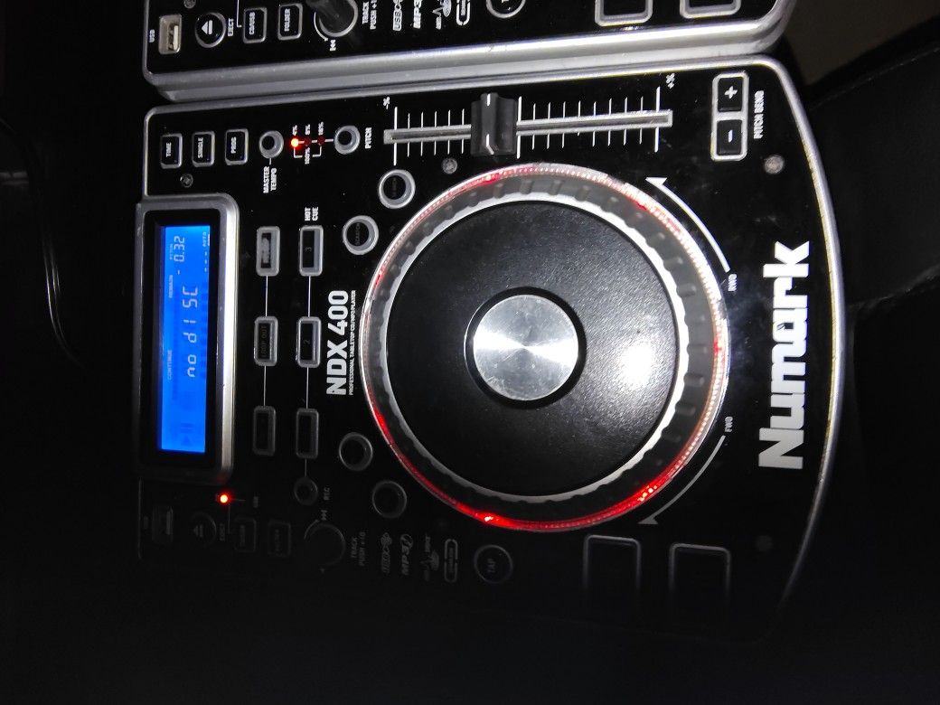 Numark NDX 400 CDJ Pair
