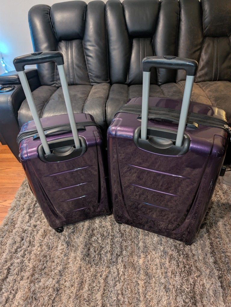 Samsonite Hardshell Spinner Suitcase(2)