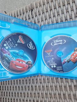 Cars 2 blu-ray & DVD
