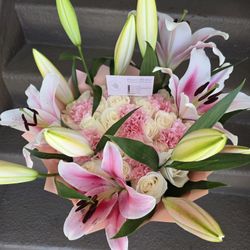 Lilies And Roses Bouquet