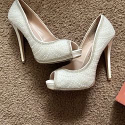 De blossom collection: Ceternity106 Pearl and Crystal EmBl Mwhite