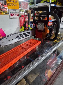 ECHO GAS 14"IN CHANSAW LIKE NEW