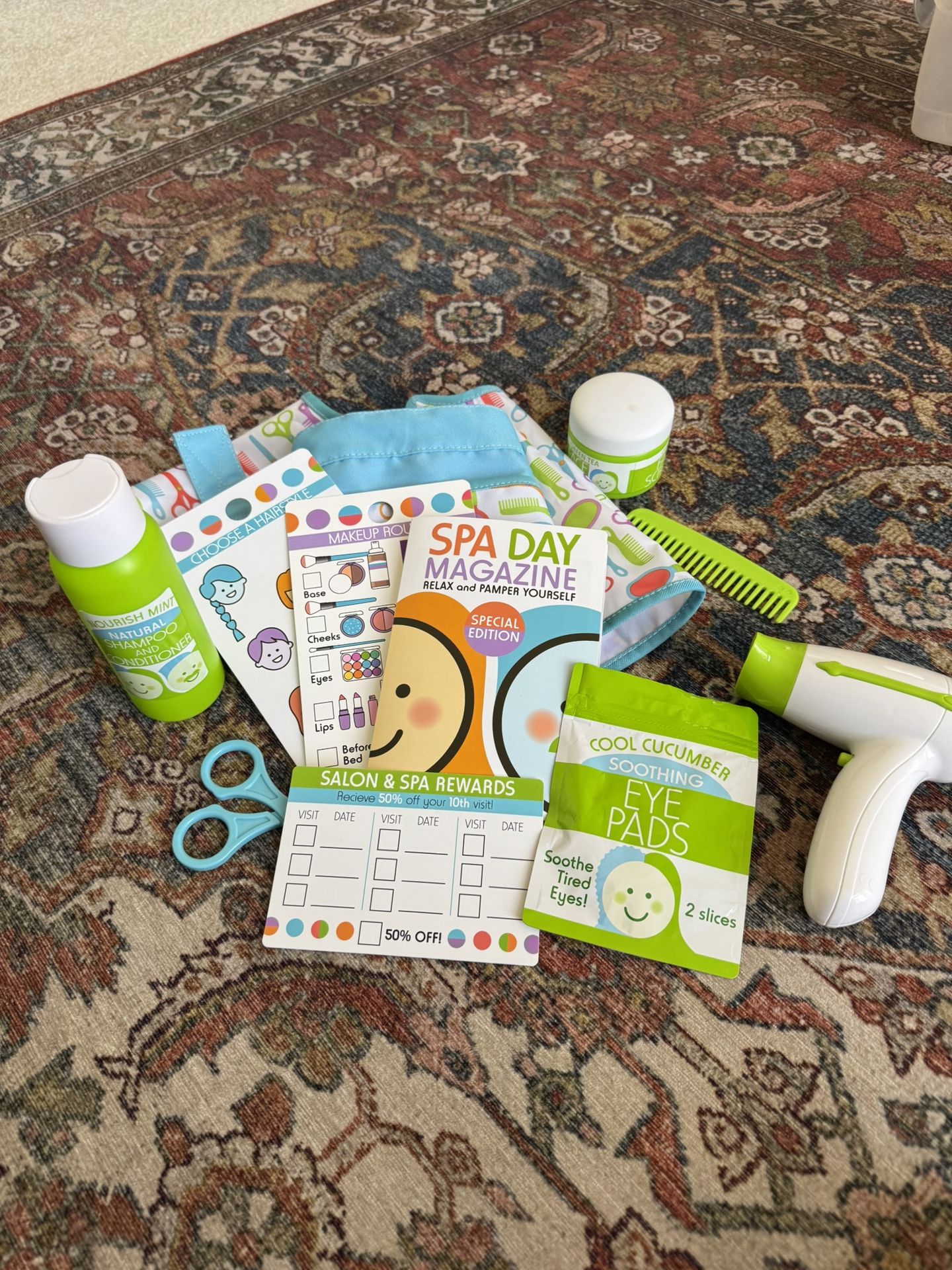 Melissa & Doug Pretend Spa Day Set