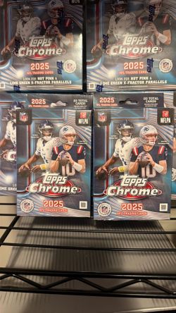 2025 Topps Chrome Football - Hanger Box