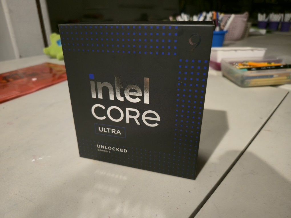 Intel Ultra 9 285K CPU