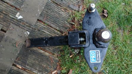 Reese Pro Series Weight Distribution Hitch/11,000lb Tow Capacity