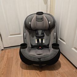 Safety 1st All-in-One Convertible Car Seat 