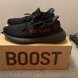 Yeezy Boost 350 V2 Black Size 9 – Clean, Comfortable, Authentic 