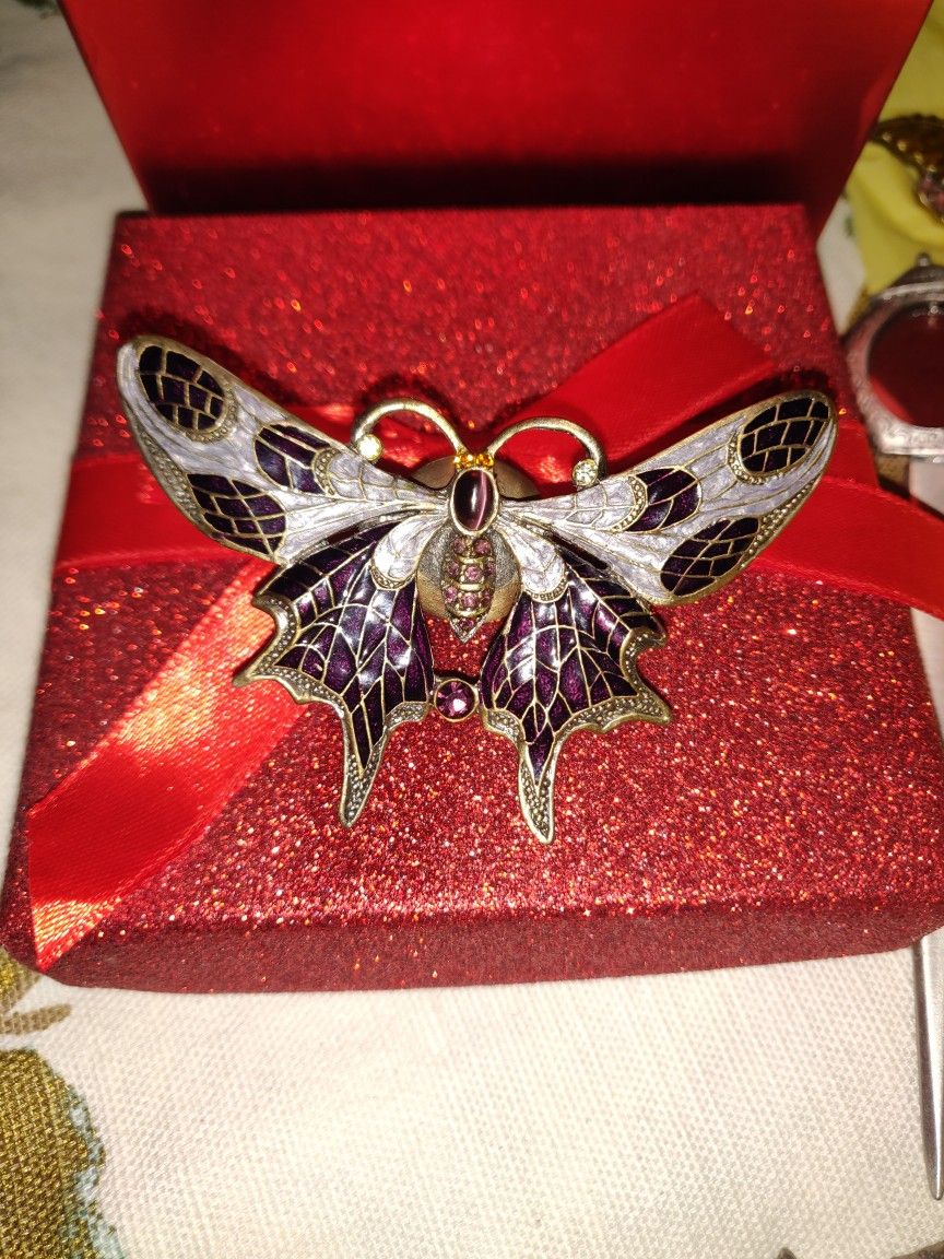 Pewter Antique Butterfly Broach