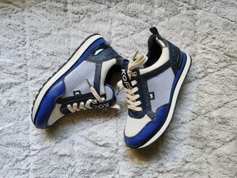 MICHAEL KORS BLUE SNEAKERS