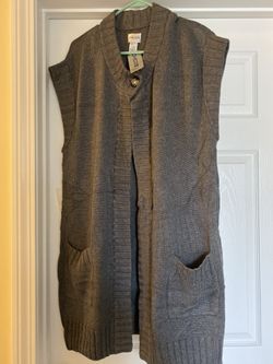 Chico’s sleeveless sweater size 3