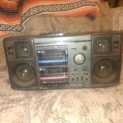 Vintage Emerson 1980 Boombox