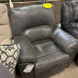 Choose How You Relax Recliners 
