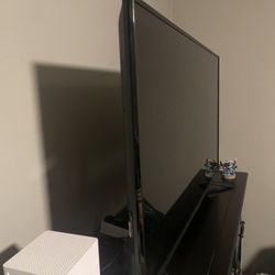 50” Sharp Roku Smart Tv