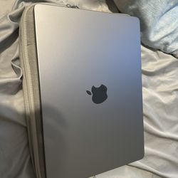 14” MacBook Pro M1 Pro