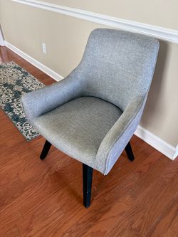 Crate & Barrel Gray Chair w Black Legs