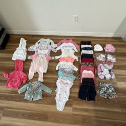 Size 0-3 Months Baby Girl Good Condition!!