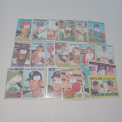 Lot Of 20 Vintage Old 1967 Topps Baseball Cards 