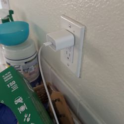 Fast iPhone And Apple Watch Charger 