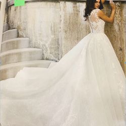 Perfect Wedding Dress Size - 14 - Like New