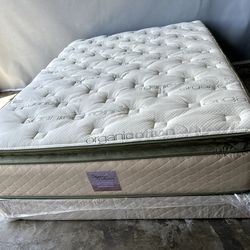 Queen Organic Elite Superior Hybrid Cool Gel Memory Foamm Pillow Top 14inch Matres!!