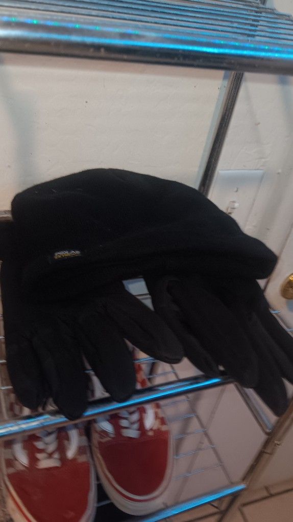 Thermal Knit Winter Gloves And Beanie Set With Polar Fleece Lining- Winter Gloves & Hat Set