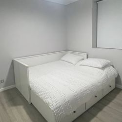 HEMNES Daybed with 3 drawers, white, Twin/King