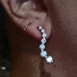 3-piece Silverstone Glamorous Earrings & Necklace 