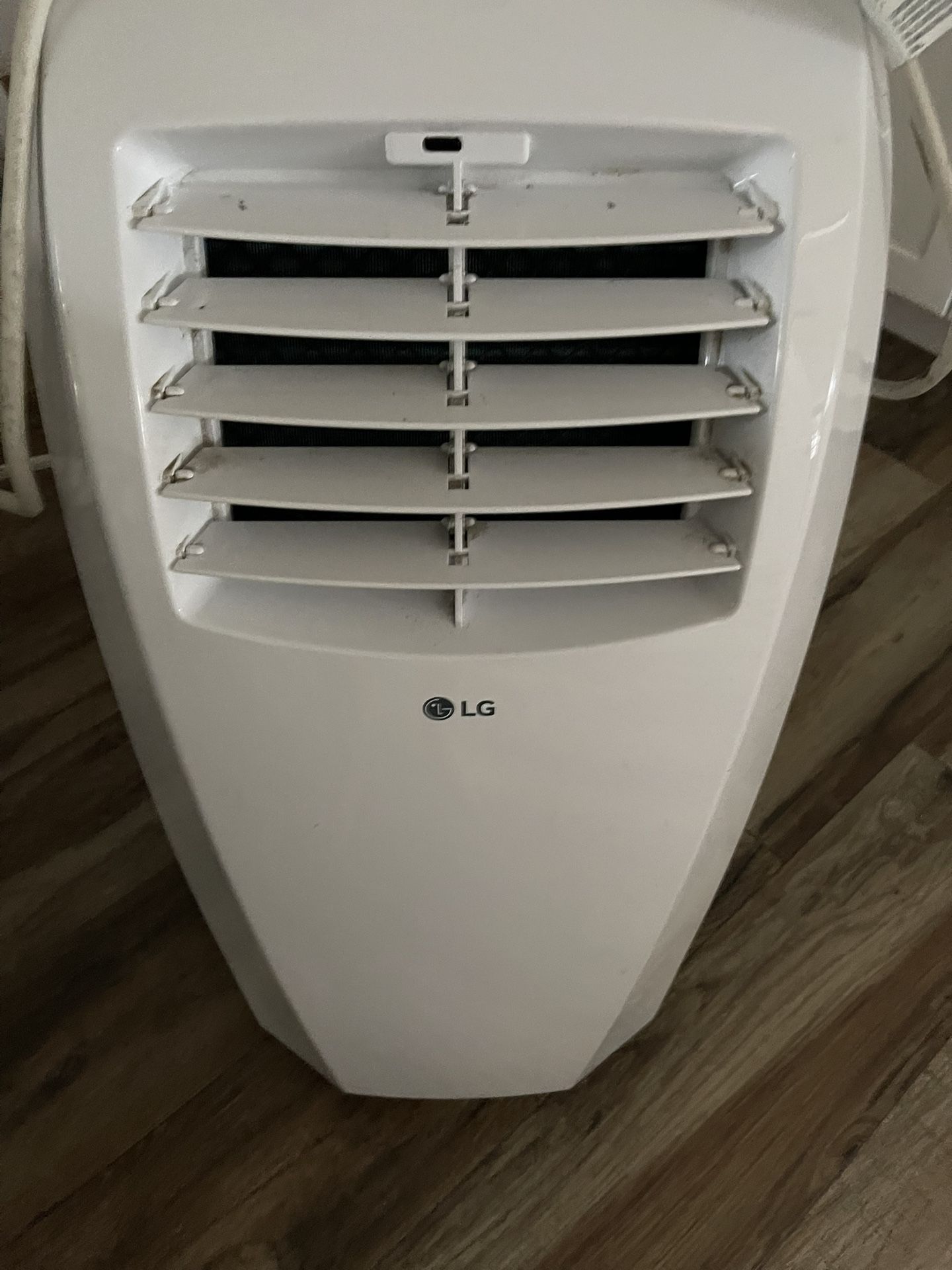 Portable air conditioner