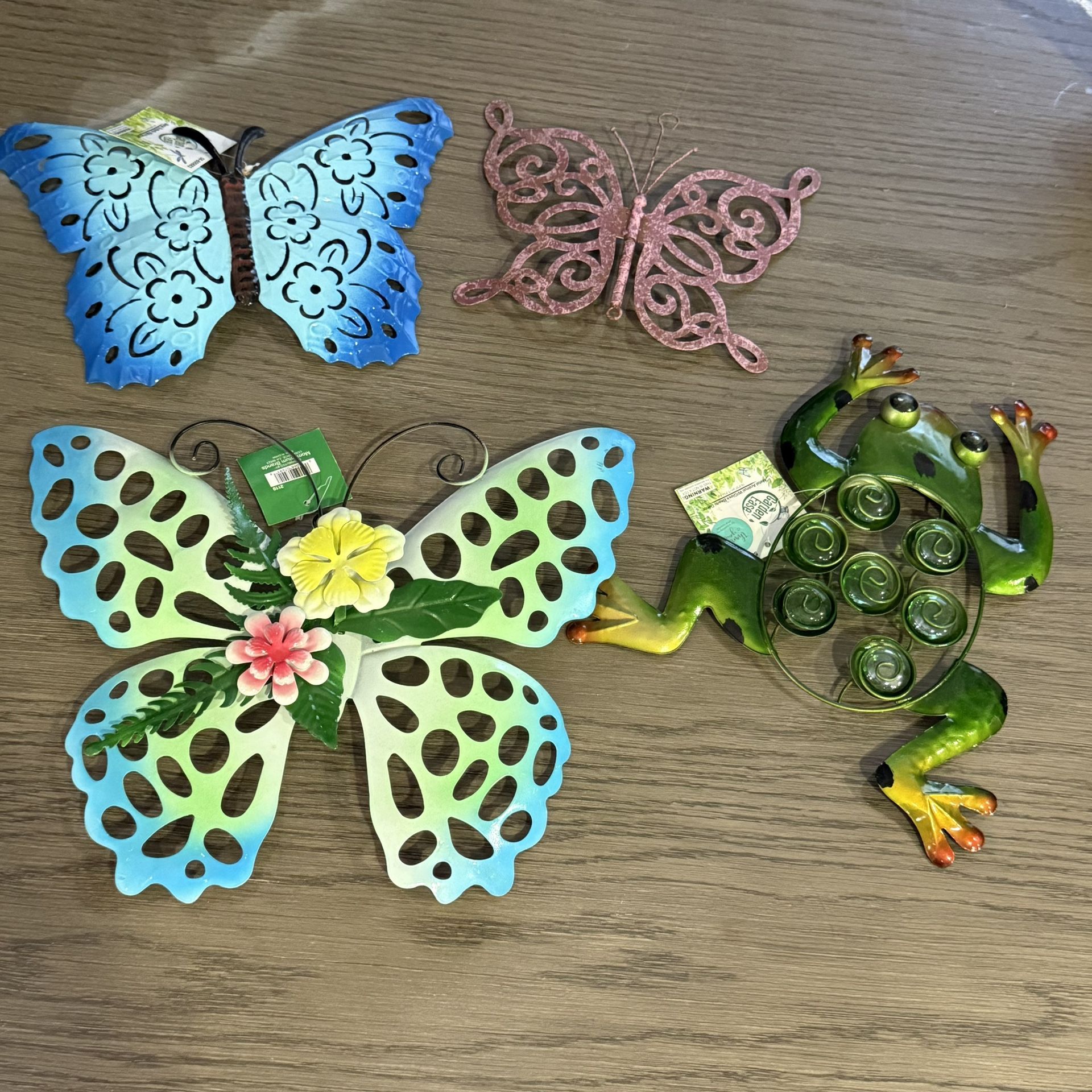 Set of 4 Colorful Metal Garden Wall Decor • Butterflies & Frog • Outdoor/Indoor Art