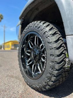 20X10 Rims And Tires 33 1250 20