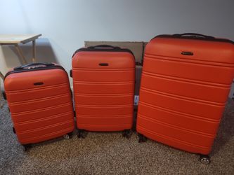 Rockland 3-piece Hardside Luggage Set