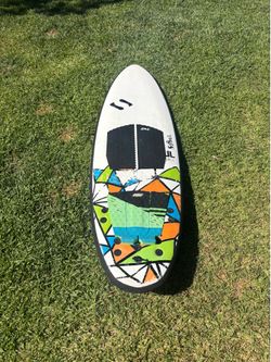 JL Softech 5'8" Surfboard