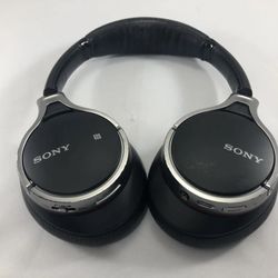 Sony MDR-10RBT Bluetooth headphones