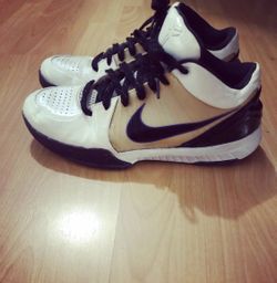 Kobe 4 In-line
