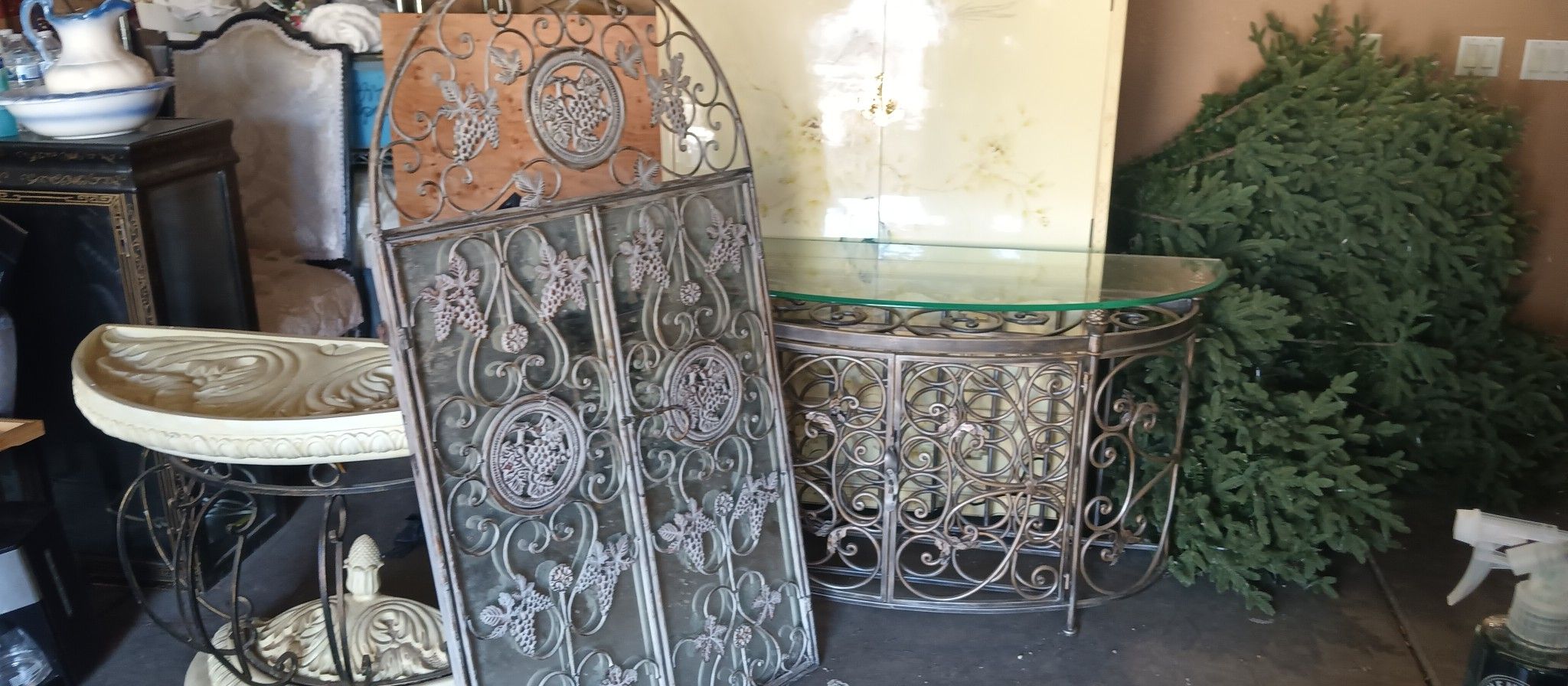 Wine Rack With Mirror