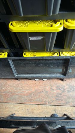 Oem nissan Titan window