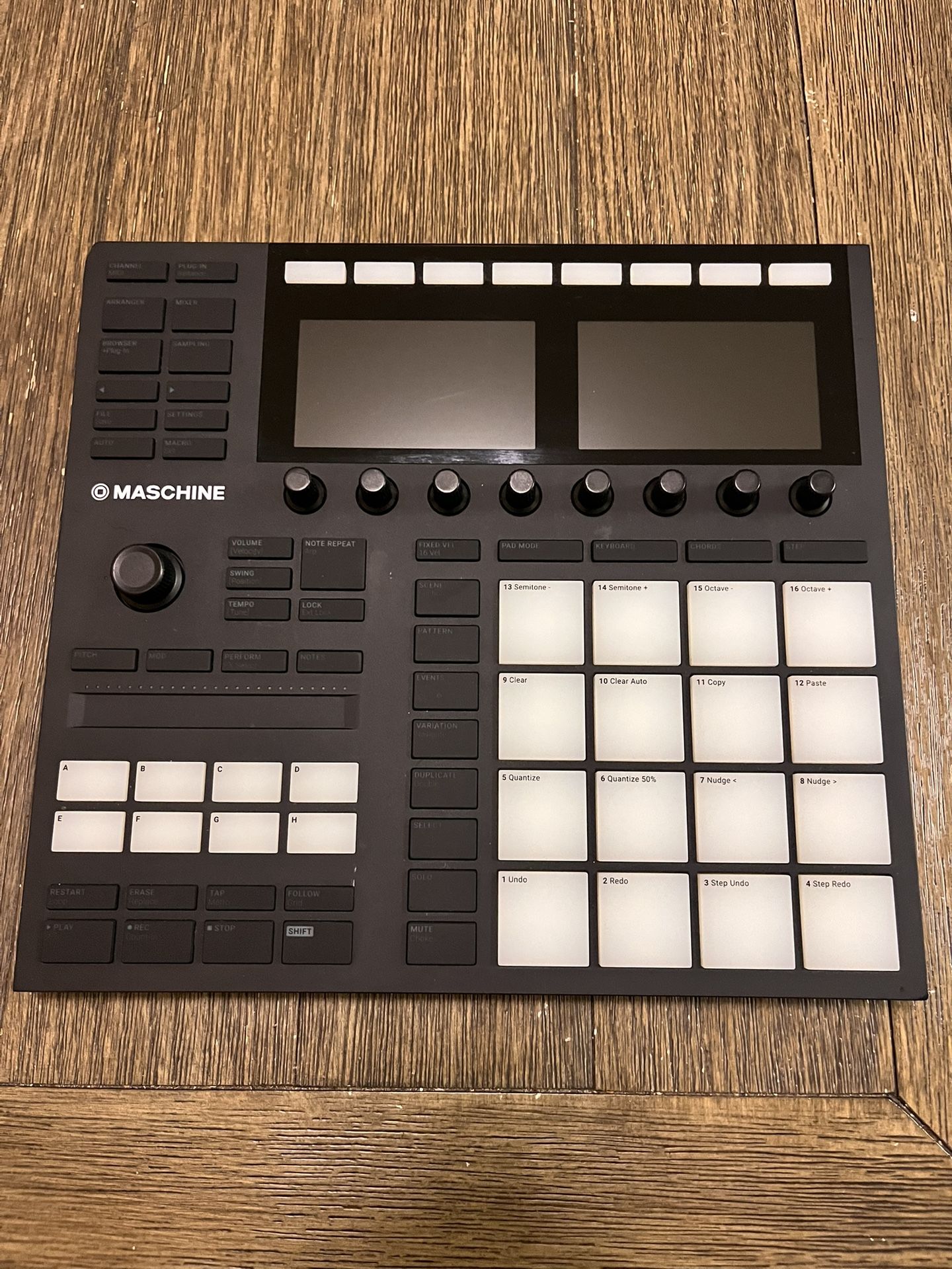 Native Instruments Maschine Mk3 (Open To Trades)